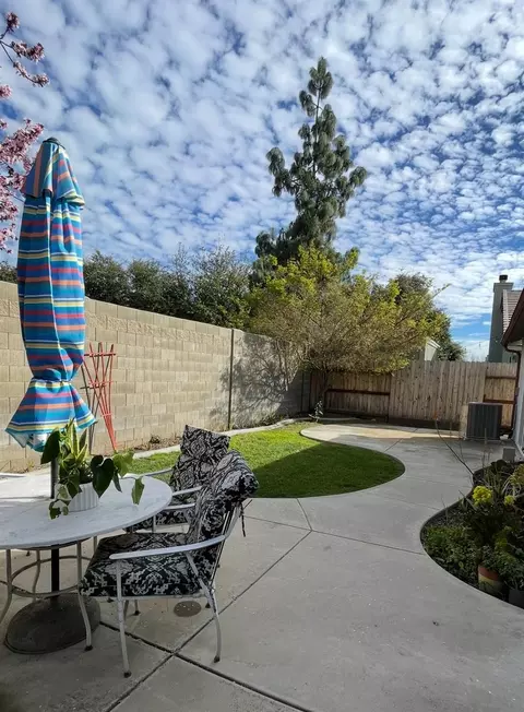 Exterior - 196 Dyer Ave, Manteca, CA 95336 photo 5 of 8