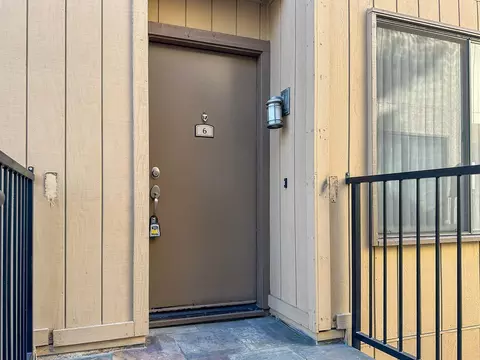 539 Woodside Oaks #6, Sacramento, CA 95825