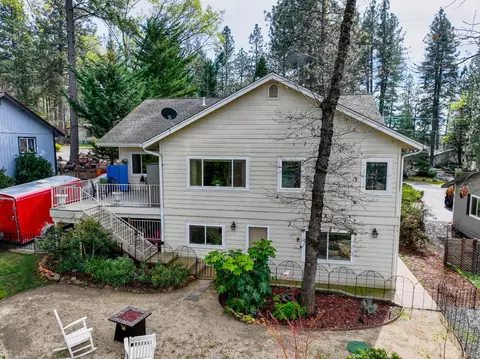 Exterior - 11818 Upper Circle Dr, Grass Valley, CA 95949 photo 9 of 14
