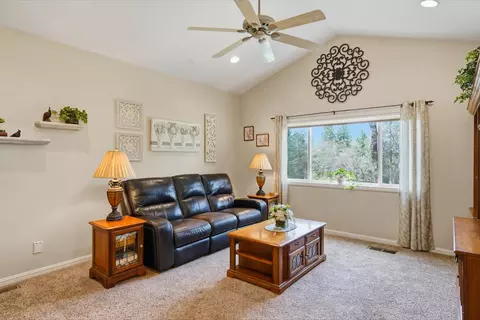 Other - 11818 Upper Circle Dr, Grass Valley, CA 95949 photo 3 of 12