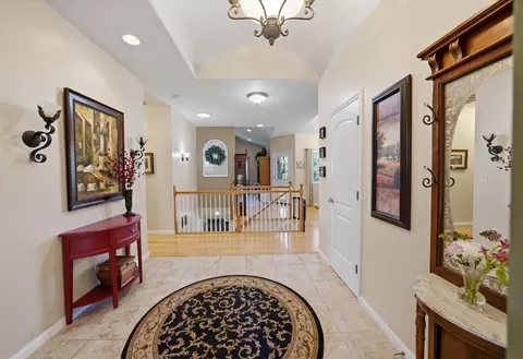 Entry Way - 11818 Upper Circle Dr, Grass Valley, CA 95949 photo 4 of 4