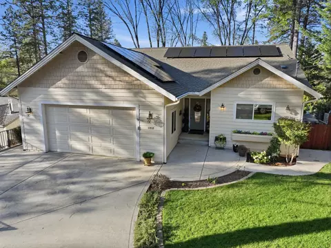 Exterior - 11818 Upper Circle Dr, Grass Valley, CA 95949 photo 2 of 14