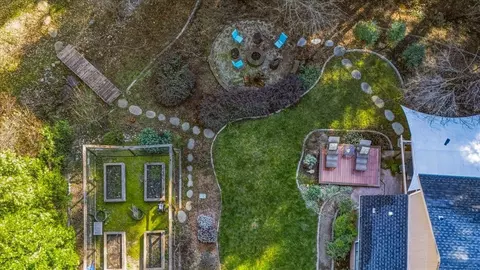 Exterior - 13999 Fifield Rd, Grass Valley, CA 95945 photo 2 of 19