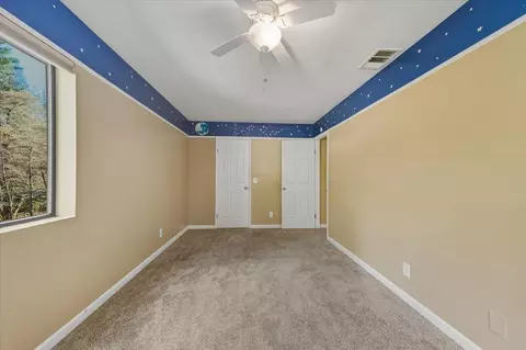 Bedroom - 13999 Fifield Rd, Grass Valley, CA 95945 photo 5 of 5