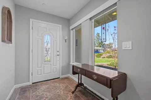 Entry Way - 143 Emerald Ln, Jackson, CA 95642 photo 2 of 2