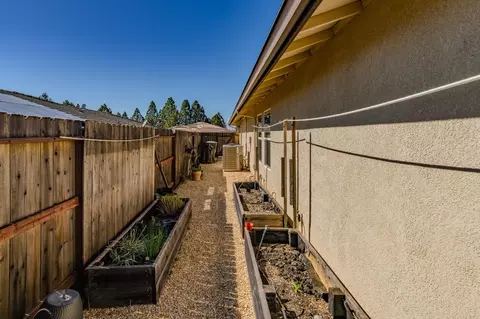 Exterior - 143 Emerald Ln, Jackson, CA 95642 photo 9 of 17