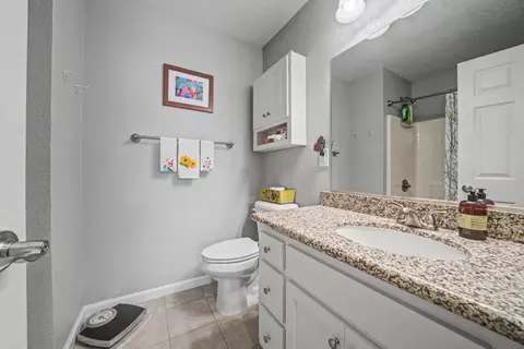 Bath - 143 Emerald Ln, Jackson, CA 95642 photo 1 of 3