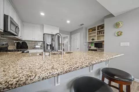 Kitchen - 143 Emerald Ln, Jackson, CA 95642 photo 2 of 5