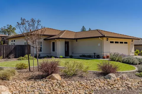 143 Emerald Ln, Jackson, CA 95642