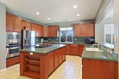 Kitchen - 4666 Treasure Ct, Turlock, CA 95382 photo 1 of 6