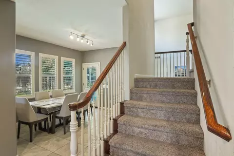 Entry Way - 4666 Treasure Ct, Turlock, CA 95382 photo 7 of 10