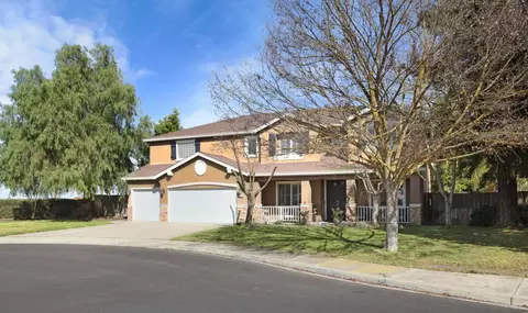 Exterior - 4666 Treasure Ct, Turlock, CA 95382 photo 2 of 11
