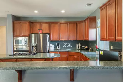 Kitchen - 4666 Treasure Ct, Turlock, CA 95382 photo 6 of 6