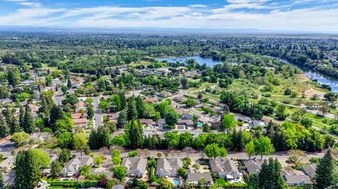 View/Area - 1045 Harrington Way, Carmichael, CA 95608 photo 12 of 13