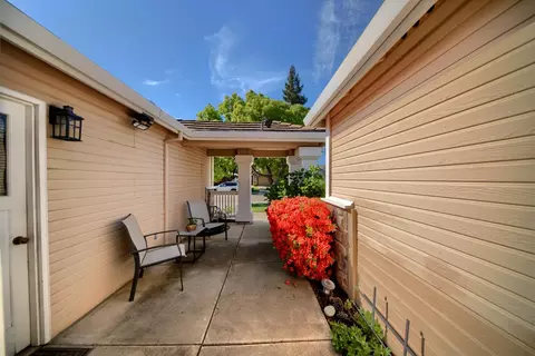 Exterior - 1007 Lourence Dr, Tracy, CA 95376 photo 14 of 14