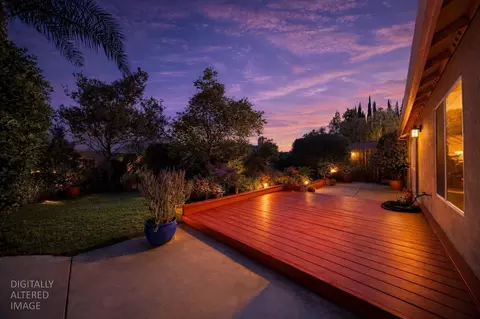 Exterior - 1007 Lourence Dr, Tracy, CA 95376 photo 6 of 14