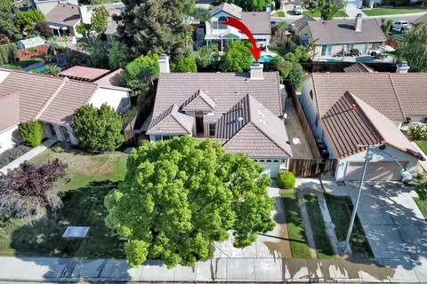 View/Area - 1007 Lourence Dr, Tracy, CA 95376 photo 4 of 7
