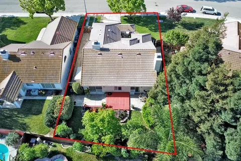 View/Area - 1007 Lourence Dr, Tracy, CA 95376 photo 5 of 7