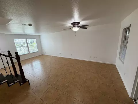 Living - 1281 Sunup Dr, Merced, CA 95348 photo 2 of 3