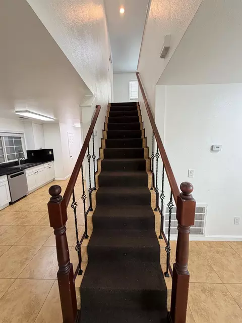 Entry Way - 1281 Sunup Dr, Merced, CA 95348 photo 1 of 1