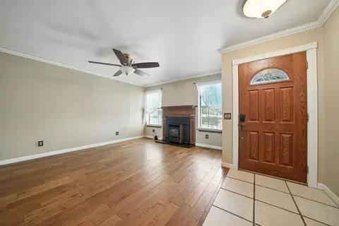 Living - 10451 Argonaut Ln, Jackson, CA 95642 photo 2 of 6