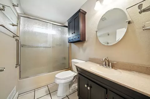 Bath - 10451 Argonaut Ln, Jackson, CA 95642 photo 1 of 3