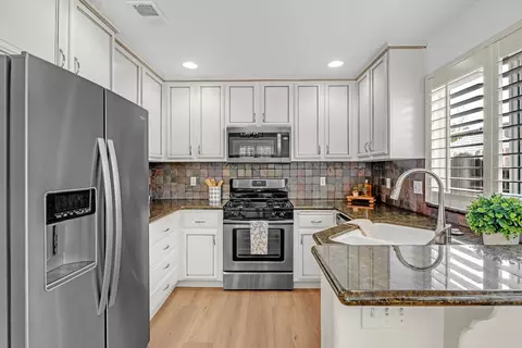 Kitchen - 5525 Marden St, Davis, CA 95618 photo 3 of 3