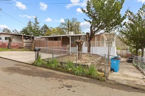 9 Hanging Tree Ct, Oroville, CA 95966