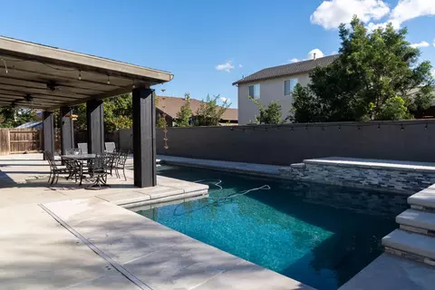 Exterior - 6904 Melody Ct, Hughson, CA 95326 photo 5 of 6