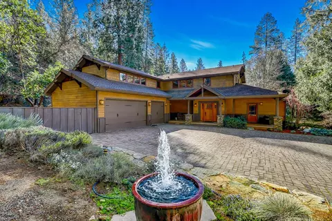 11793 Coyote Ct, Nevada City, CA 95959