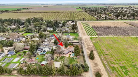 View/Area - 38385 Larue Way, Davis, CA 95616 photo 2 of 7