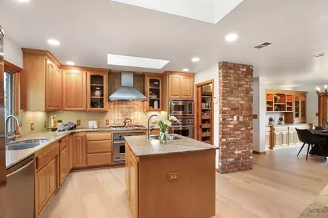 Kitchen - 38385 Larue Way, Davis, CA 95616 photo 2 of 7