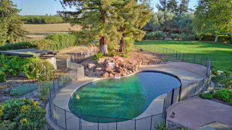 Exterior - 38385 Larue Way, Davis, CA 95616 photo 4 of 10