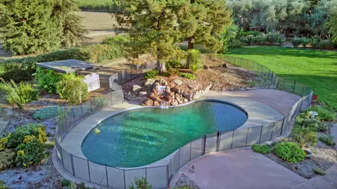 Exterior - 38385 Larue Way, Davis, CA 95616 photo 10 of 10