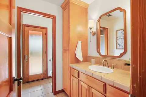 Bath - 38385 Larue Way, Davis, CA 95616 photo 8 of 9