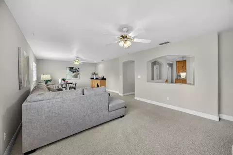 Living - 5216 Wyndham Oak Ln, Carmichael, CA 95608 photo 8 of 9