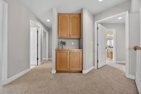 Entry Way - 5216 Wyndham Oak Ln, Carmichael, CA 95608 photo 5 of 8