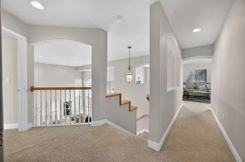 Entry Way - 5216 Wyndham Oak Ln, Carmichael, CA 95608 photo 6 of 8