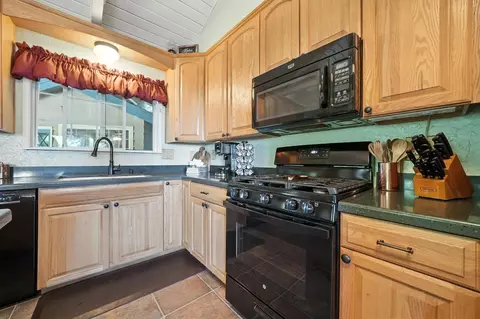 Kitchen - 19630 Charleston Rd, Volcano, CA 95689 photo 2 of 6