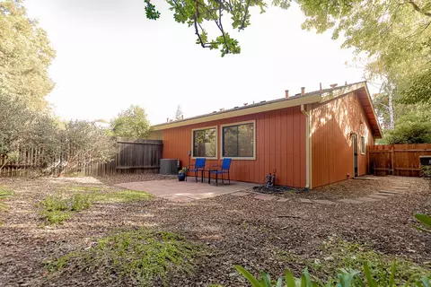 Exterior - 529 Flicker Ave, Davis, CA 95616 photo 7 of 8