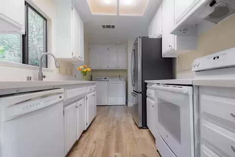 Kitchen - 529 Flicker Ave, Davis, CA 95616 photo 1 of 4