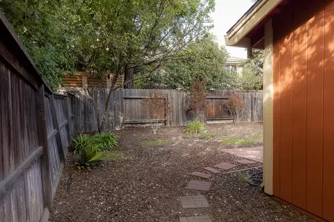 Exterior - 529 Flicker Ave, Davis, CA 95616 photo 8 of 8