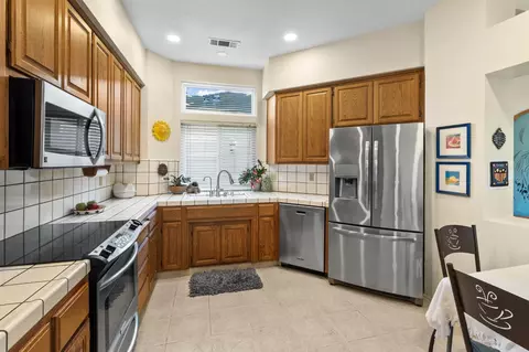 Kitchen - 1153 Copper Lantern Ct, Modesto, CA 95355 photo 1 of 2