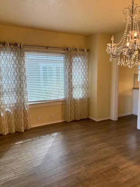 Dining - 417 Enslen Ave, Modesto, CA 95354 photo 3 of 3
