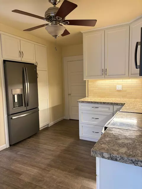 Kitchen - 417 Enslen Ave, Modesto, CA 95354 photo 1 of 2