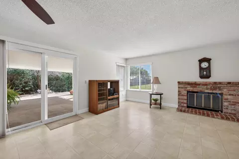 Living - 7640 Ranch River Dr, Elverta, CA 95626 photo 3 of 6