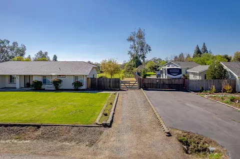 Exterior - 7640 Ranch River Dr, Elverta, CA 95626 photo 5 of 7