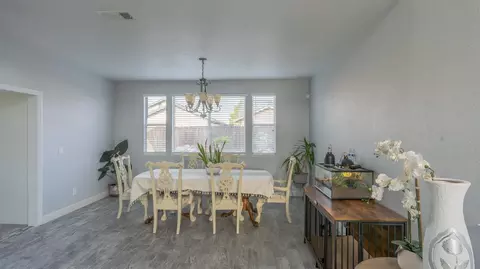 Dining - 707 Chenin Blanc Dr, Manteca, CA 95337 photo 1 of 4