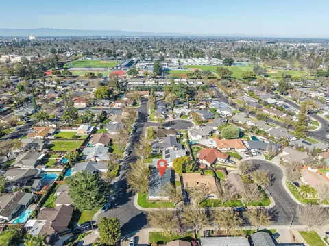 View/Area - 1713 Wolverine Way, Modesto, CA 95355 photo 4 of 6