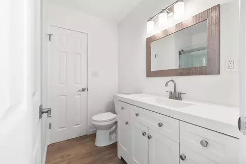 Bath - 1713 Wolverine Way, Modesto, CA 95355 photo 1 of 2